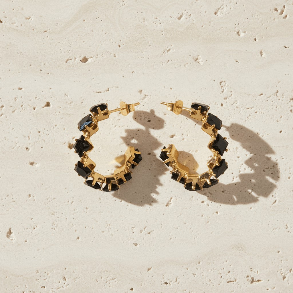 Goudkleurige Zirkonia Oorringen 28x5mm RVS - 8 Steentjes - Aramat Jewels - Oorbellen - cadeautip