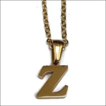 Goudkleurige Stalen Letter Ketting Van Aramat Jewels Met Letter z