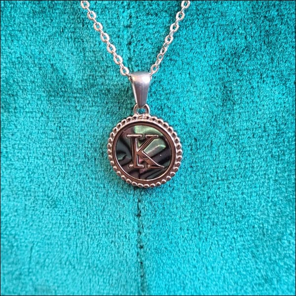 Unieke Abalone Initiaal Ketting Letter Dames | Bedeltjes en Hangertjes