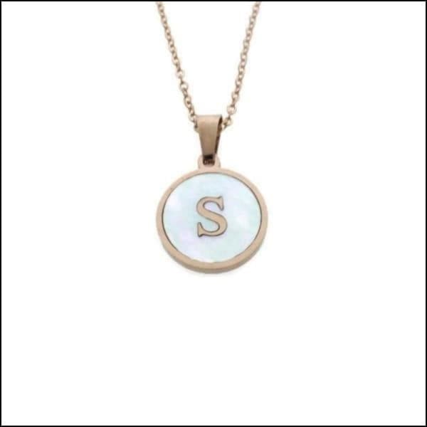 Letter Ketting met Witte Schelp s | Halskettingen