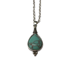 Lichtblauwe Boho Ketting Met Zilveren Hanger En Synthetische Turquoise Druppelvormige Steen