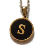 Stijlvolle Stalen Initiaal Ketting Met Gouden Letter s Pendant