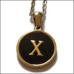 Gouden En Zwarte Initialenhanger Met De Letter x - Stijlvolle Stalen Initiaal Ketting