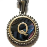 Unieke Abalone Initiaal Ketting Letter Dames q | Bedeltjes en Hangertjes