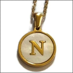 Gouden Initiaal Ketting Met Letter N.