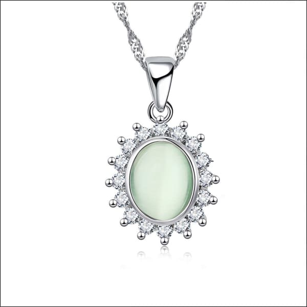 Witte Jade Hanger Met Diamanten Op Zilveren Dames Halsketting