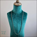 Stalen Jasseron Schakelketting Op Mannequin Met Ketting