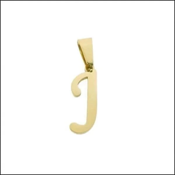 Een gouden hanger met de letter j erop