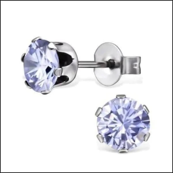 Een Paar Oorbellen Met Ronde Geslepen Diamanten Van Aramat Jewels.