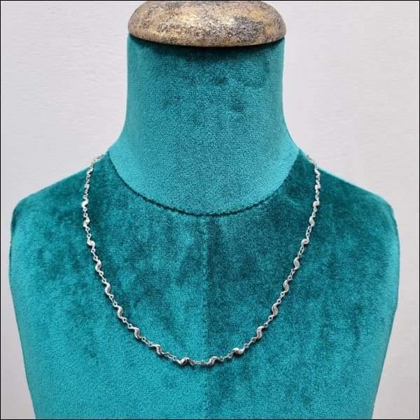 Mannequin Met Ketting Ketting En Fantasie Schakel En Staal 50cm 4mm Zilverkleurig