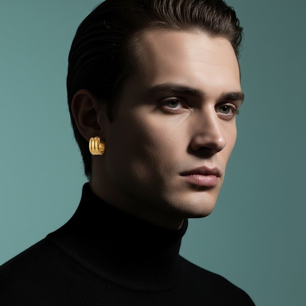 Kleine RVS Oorringen met Streepdesign Goudkleur 13mm - Aramat Jewels - Oorringen - cadeautip