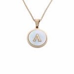 Letter Ketting met Witte Schelp a | Halskettingen