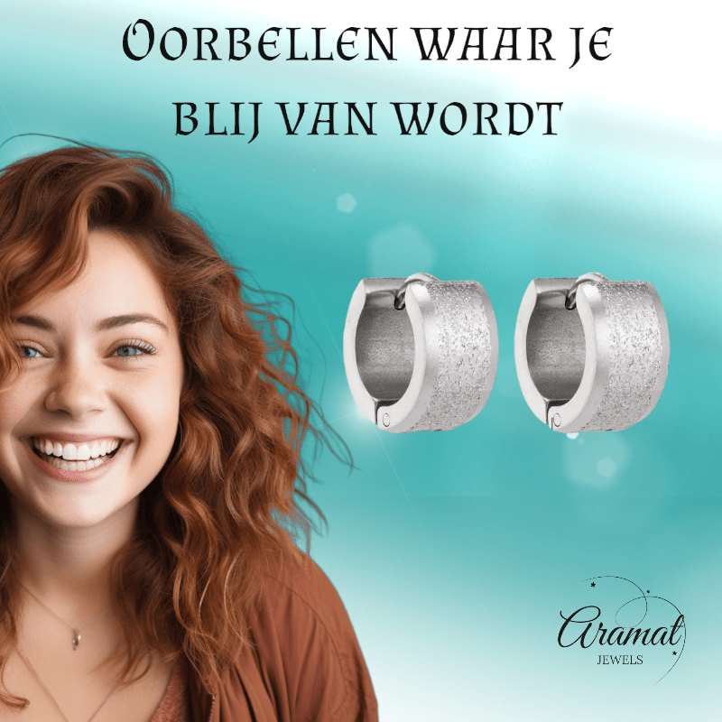 Mat Zilverkleurige RVS Oorringen met Sandblasted Streep - oor5788 - se24030 - Oorringen kopen# - 13mm - 7mm - alles