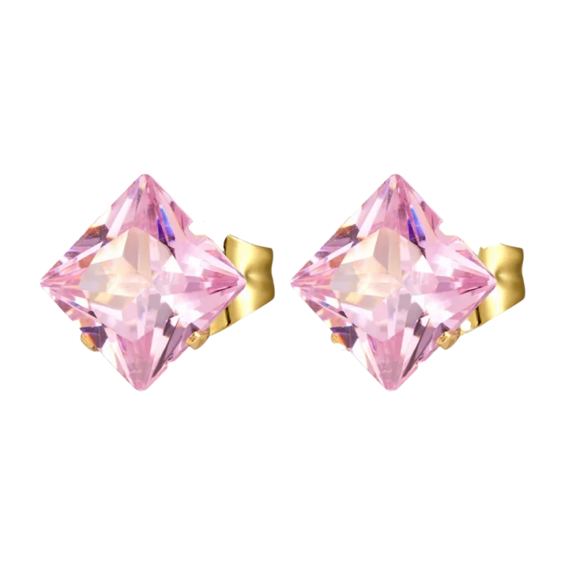 Paar roze diamantvormige oorbellen met gouden zetting.