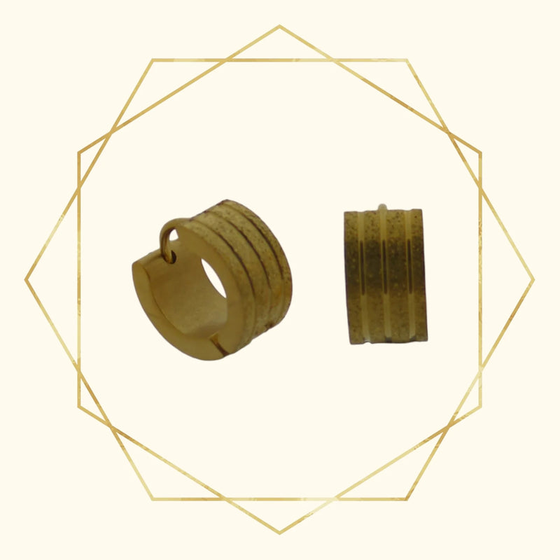 oor5890-Goudkleurige Gediamanteerde Oorringen 13x7mm-Aramat Jewels 