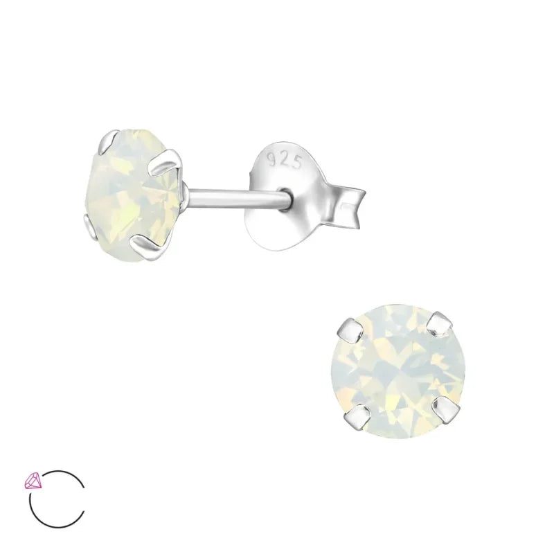 Een Paar Wit-opalite Oorbellen Met Een Ster Op De Achterkant, Echt Zilveren Kristal Oorknopjes