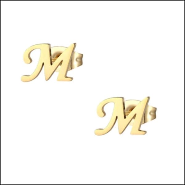 Gouden Oorbelletjes Met De Letter m - Oorbellen Initiaal Zweerknopjes Goudkleur