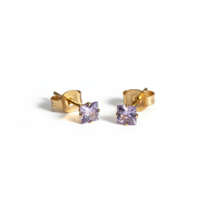 Oorbellen – RVS Goudkleur met Lila Vierkante Zirkonia (4mm) - Aramat Jewels - Oorbellen - cadeautip