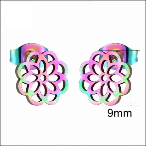 Stalen Oorbellen Met Bloemontwerp.