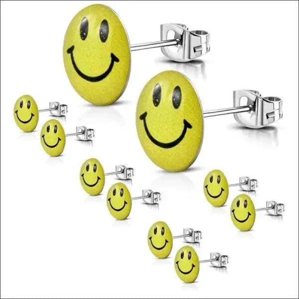 Geel Acryl Oorstekers Met Smiley Gezichtjes.