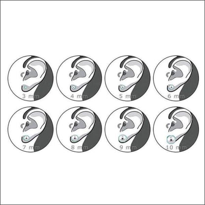 Oorbellen Zebralook Zwart Wit 925 Zilver 7mm x 6mm: Set Van Zes Ear Buttons Op Witte Achtergrond