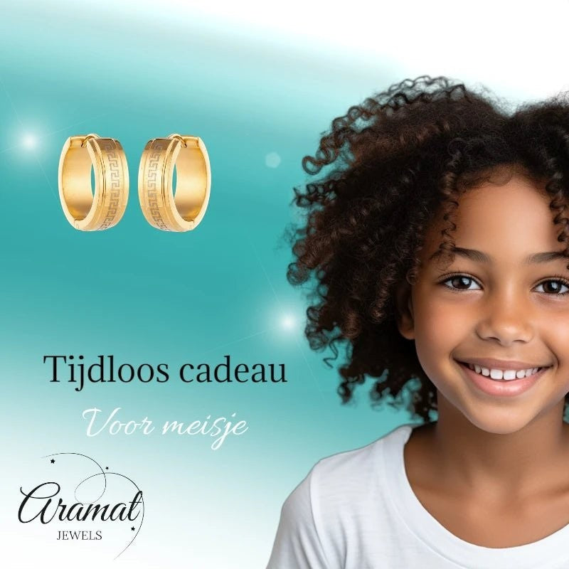 Oorringen – 13mm Mini Creool Grieks Motief RVS Goudkleur Unisex - Aramat Jewels - Oorringen - cadeautip