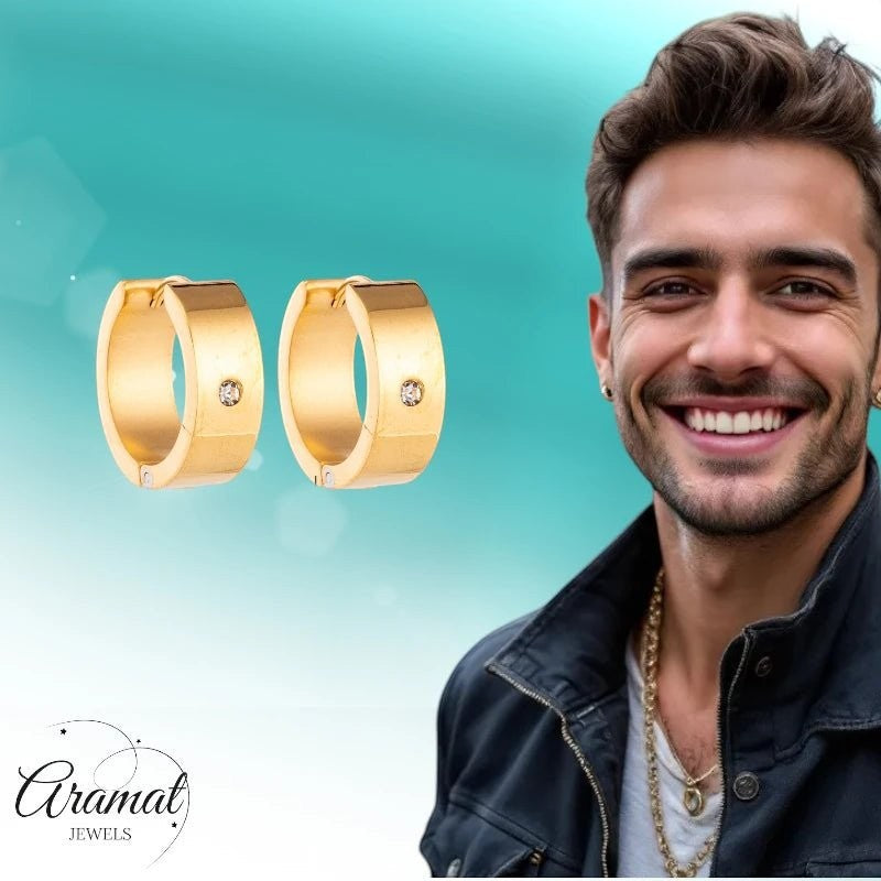 Oorringen – 20mm Glanzende Huggie Creool met Zirkonia RVS Goudkleur - Aramat Jewels - Oorringen - cadeautip