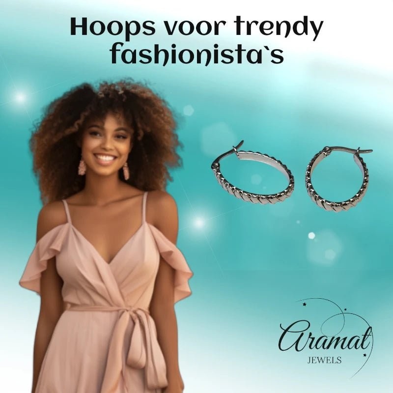 Oorringen – RVS Ovale Vorm met Schuine Streepjes (28mm) - Aramat Jewels - Oorringen - cadeautip