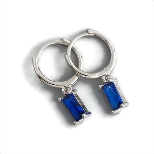 Blauwe Saffier Oorringetjes Van Aramat Jewels® Met Zirkonia Steentjes