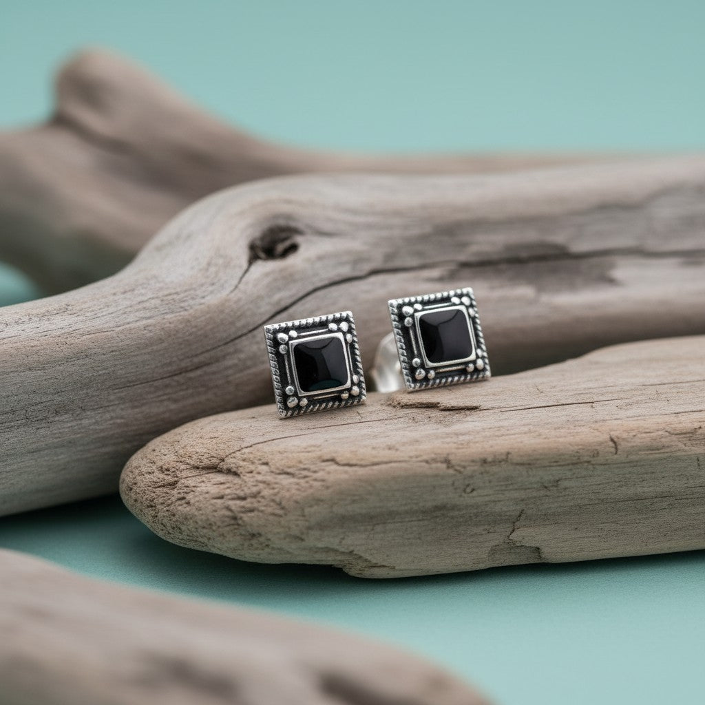 Oorstekers – 925 Zilver Bali Oorbellen Vierkant Zwart Emaille 6mm Geoxideerd - Aramat Jewels - Oorbellen - cadeautip