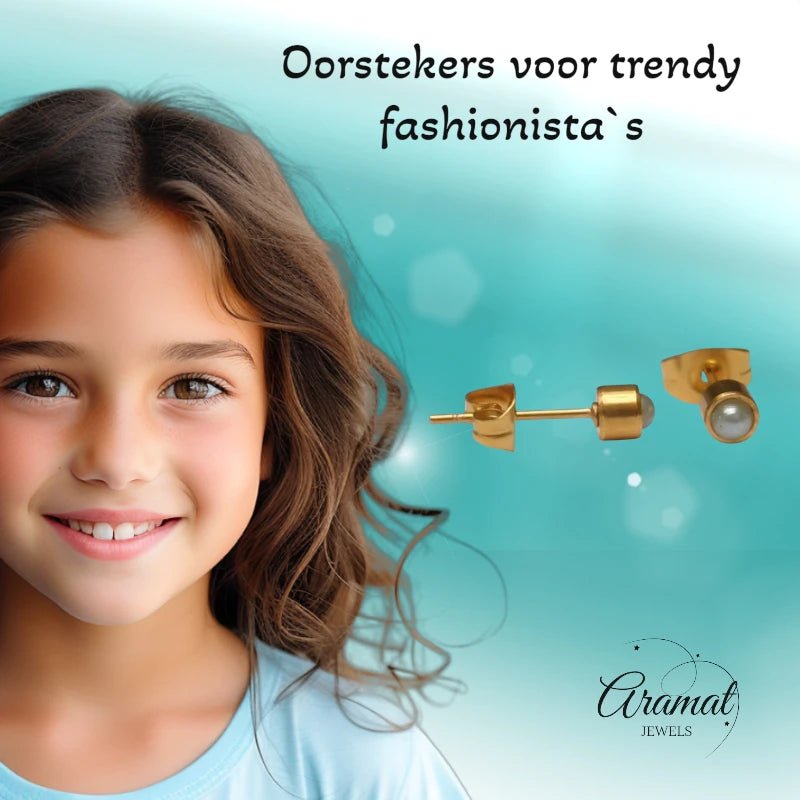 Oorstekers – Staal Parel Lichtgroen Goudkleurig (4mm) - Aramat Jewels - Oorbellen - cadeautip
