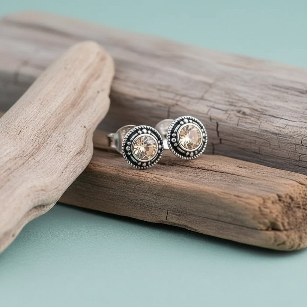 Oorstekers – Sterling Zilver Bali Etnisch Champagne Kristal 7mm Dames - Aramat Jewels - Oorbellen - cadeautip