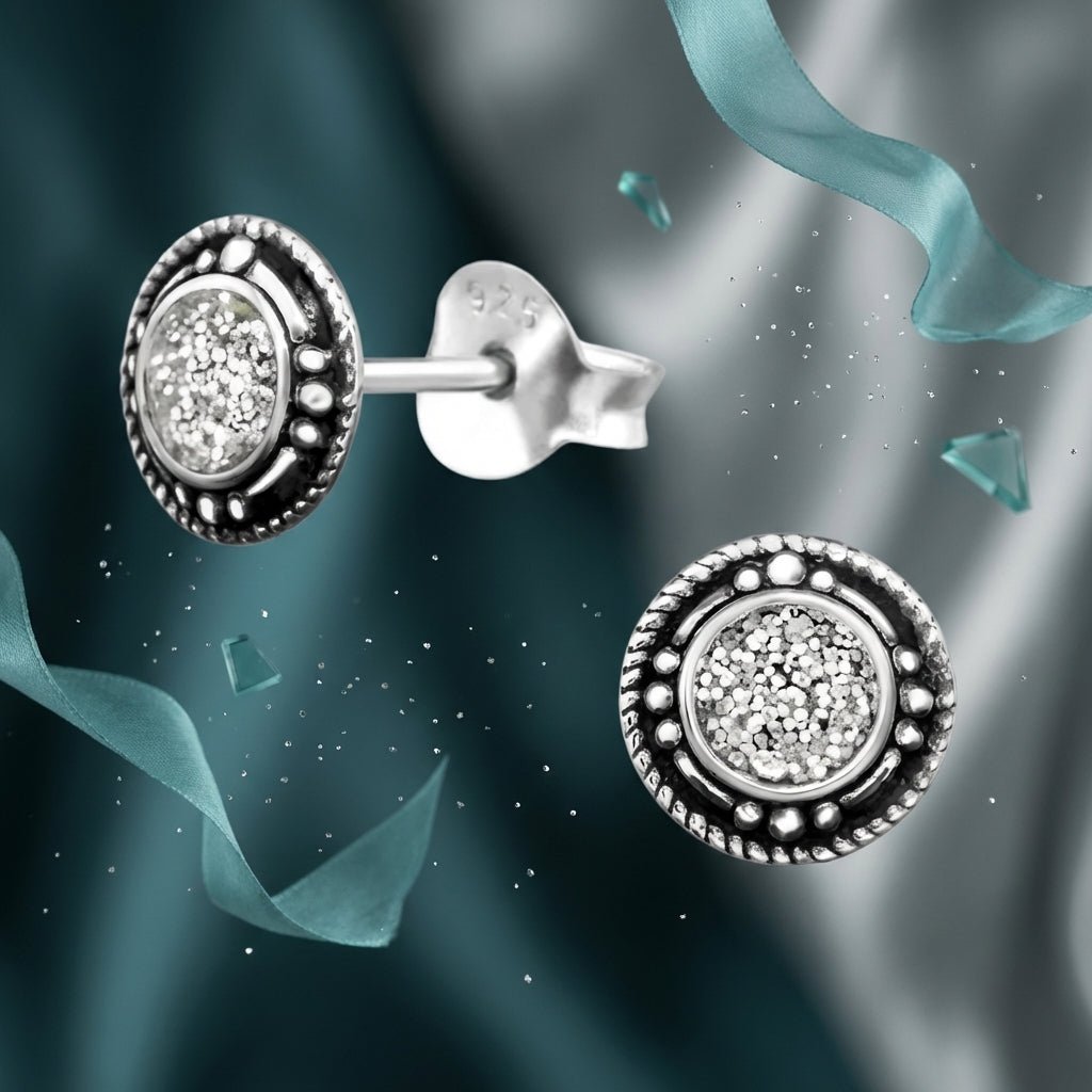 Oorstekers – Sterling Zilver Bali Etnisch Witte Glitter 7mm Rond Geoxideerd - Aramat Jewels - Oorbellen - cadeautip