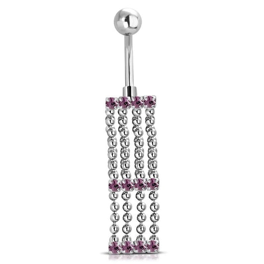 Een paar hangers met roze kristallen