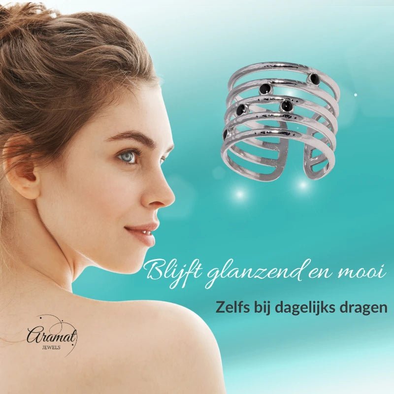 RVS Damesring Verstelbaar – 5 Lijnen & Zwarte Emaille – One Size - ring339 - 73896 - Ringen kopen# - Zilverkleur - alles - boho