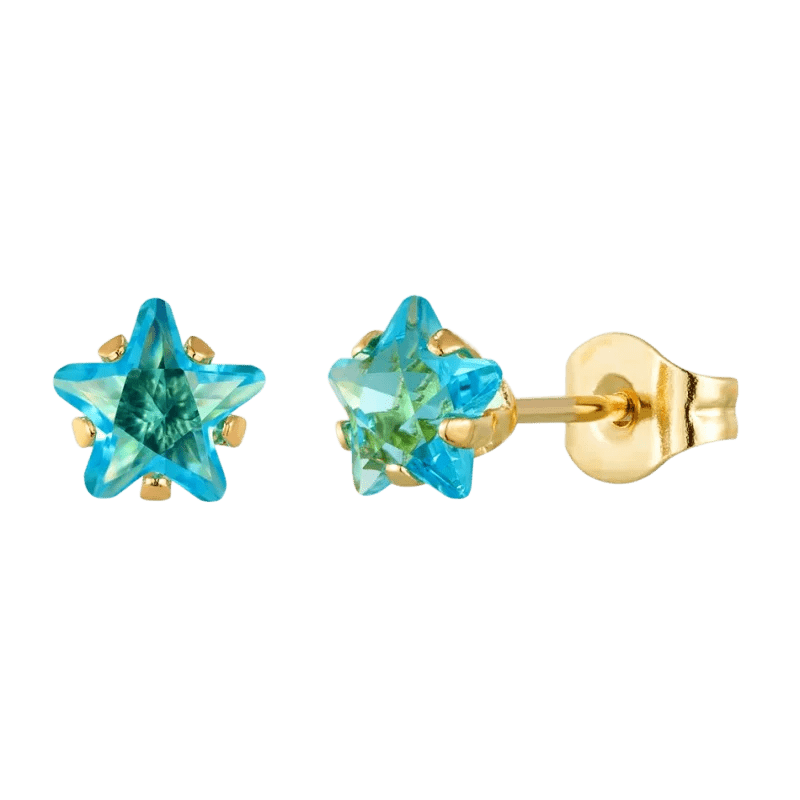 Stervormige oorbellen met blauwgroene edelstenen gezet in goud.