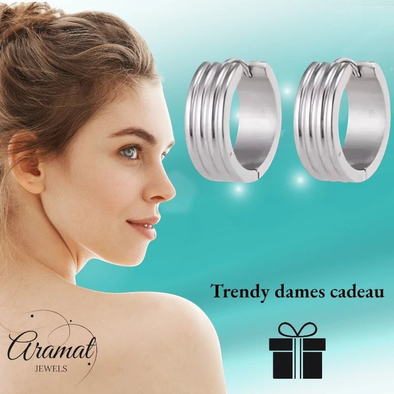 RVS Oorringen Zilverkleur Drie Strepen (13 & 20mm) – Uniseks - Aramat Jewels - Oorringen - cadeautip