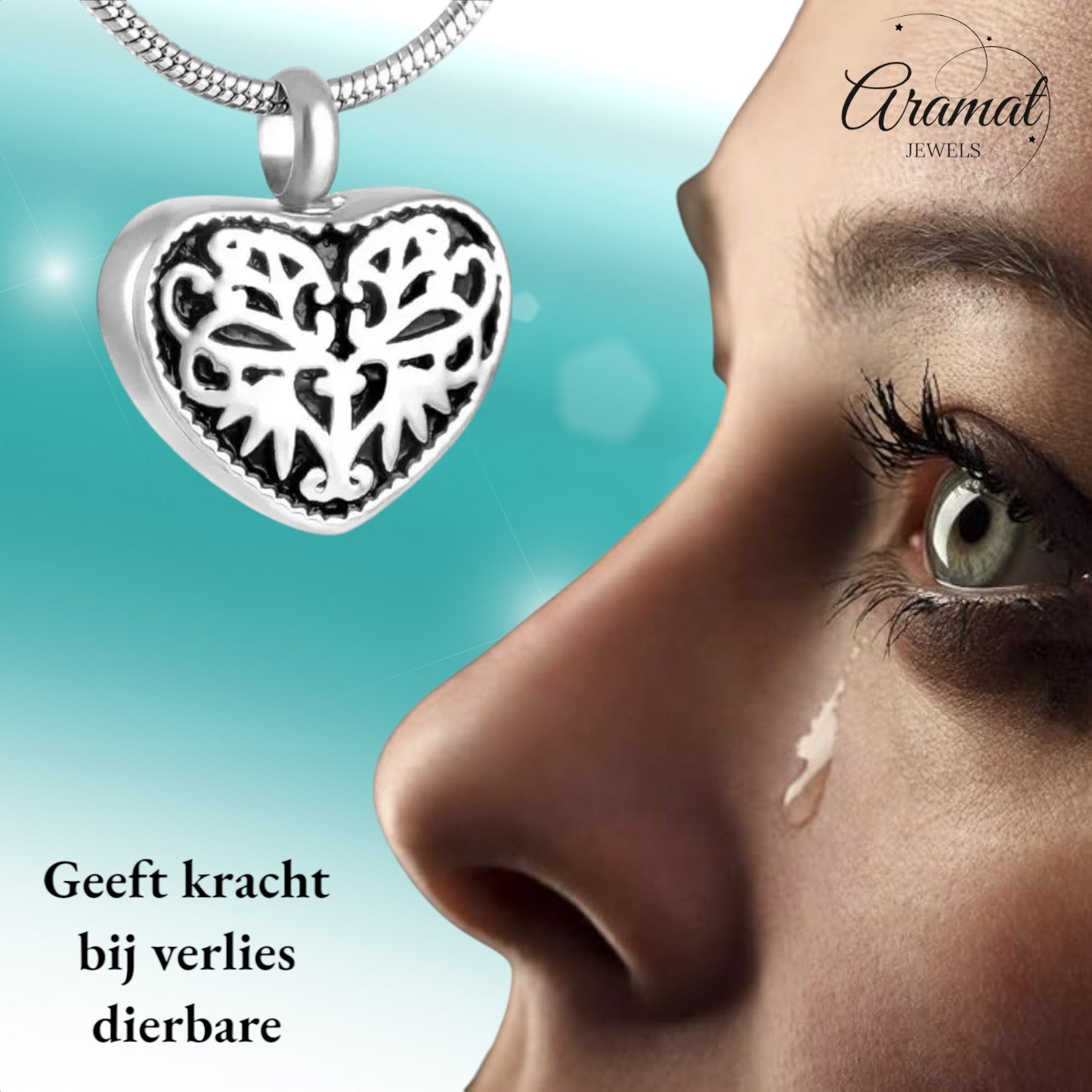 Een hanger in de vorm van een hart met een zwart-wit ontwerp