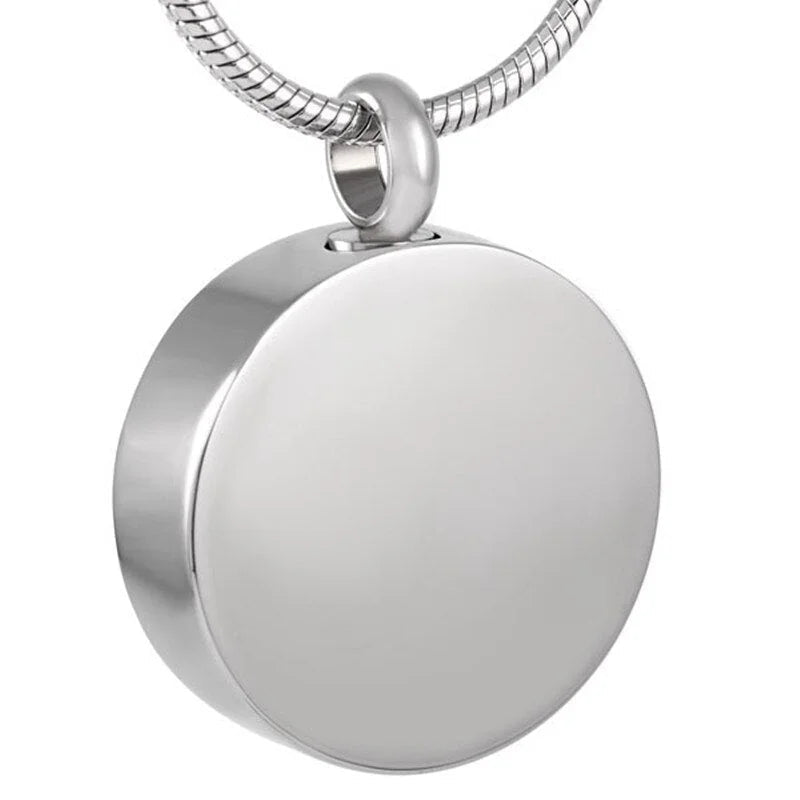 Een ronde locke locke met een ketting