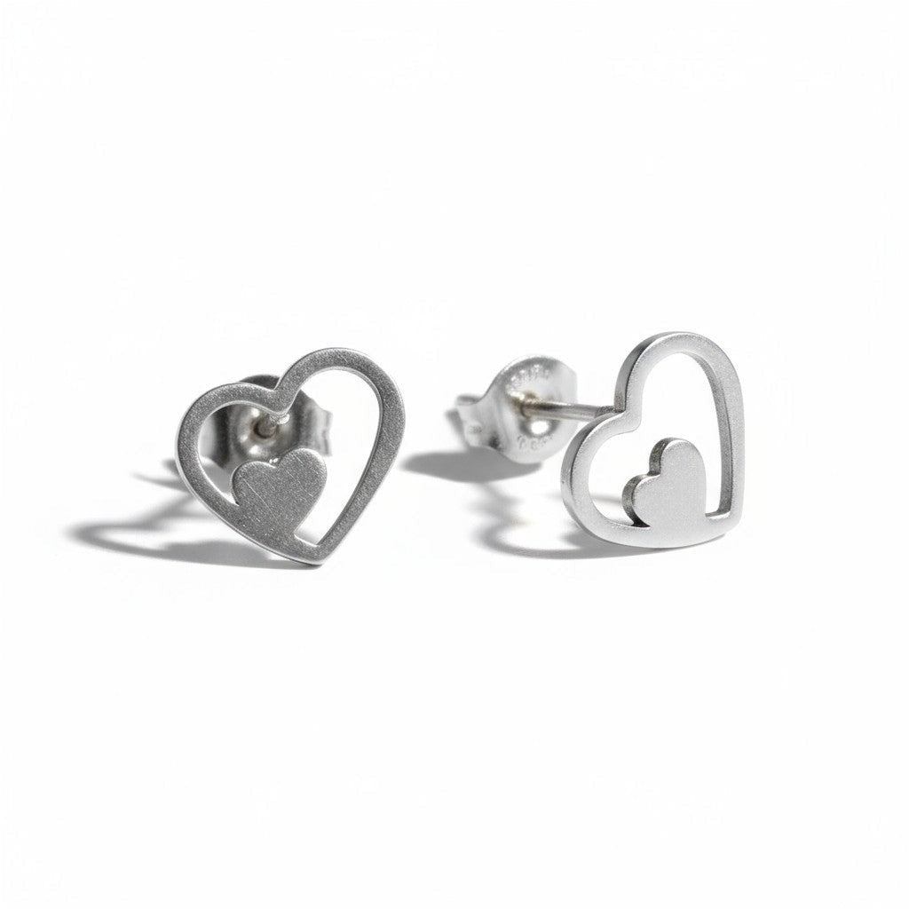 Stalen hartjes oorbellen zilverkleur 9mm RVS, open hartje met klein hartje, hypoallergeenoorstekers voor dames en kinderen