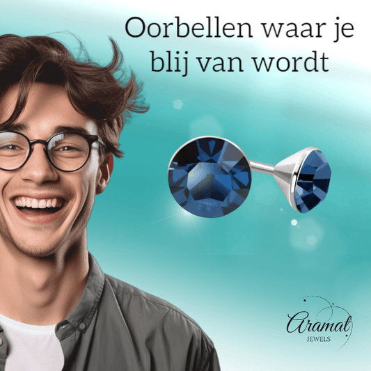 Stalen Kristal Oorbellen met denimblauw steentje – Zilverkleur – 3mm - Aramat Jewels - Oorbellen - cadeautip