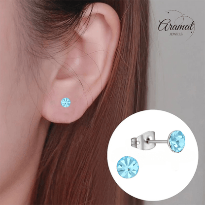 Stalen Kristal Oorbellen met lichtblauw steentje – Zilverkleur – 5mm - Aramat Jewels - Oorbellen - cadeautip