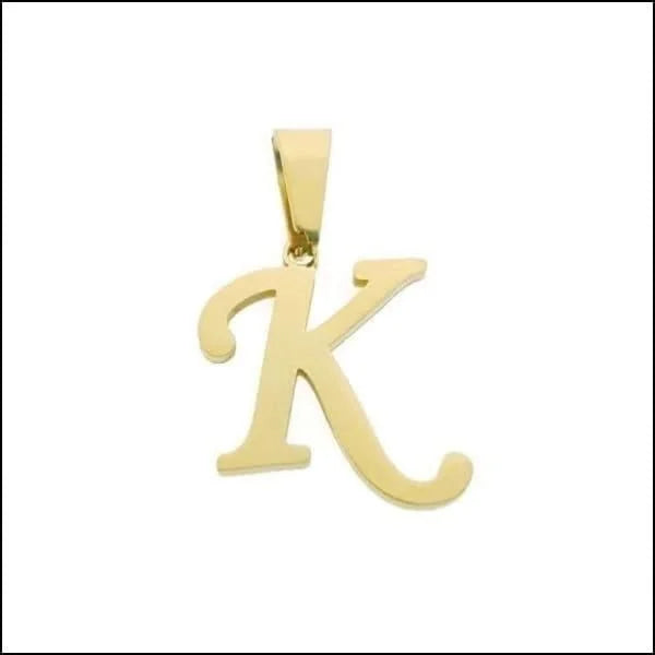 Een gouden initiaal letter k hanger