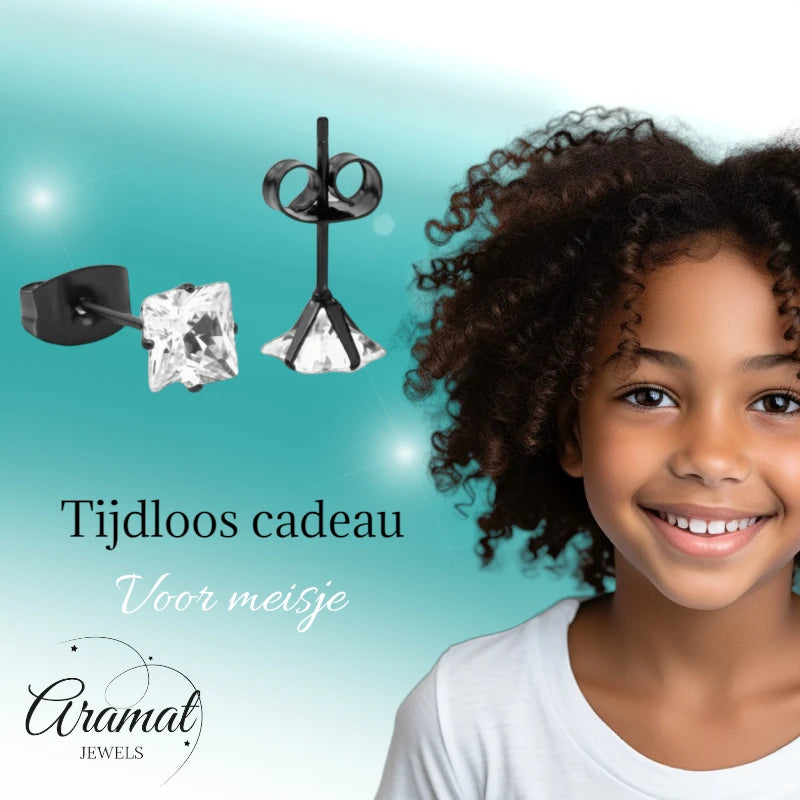 Oorbellen – RVS Zwartkleur met Vierkante Zirkonia (5mm)