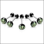 Camouflage Tongpiercing - Gratis Verzending Met Zwart En Groen Camouflagepatroon