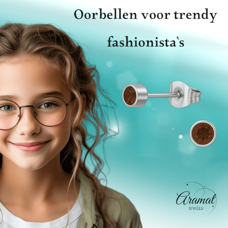 Topaasbruine kristal oorstekers – 4mm zilver RVS - Aramat Jewels - Oorbellen - cadeautip