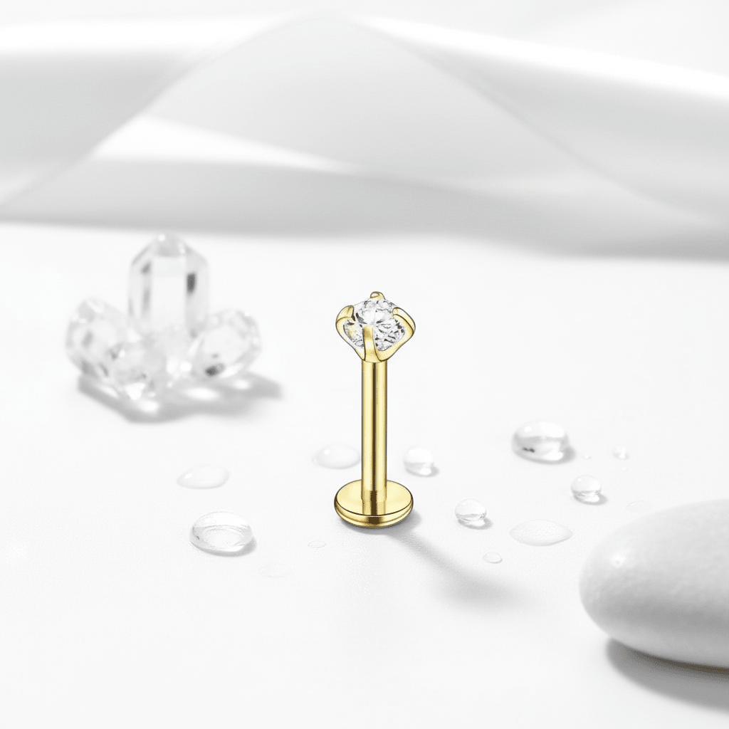 Tragus Helix Piercing – Goudkleur – Transparant Zirkonia - Aramat Jewels - Piercings - cadeautip