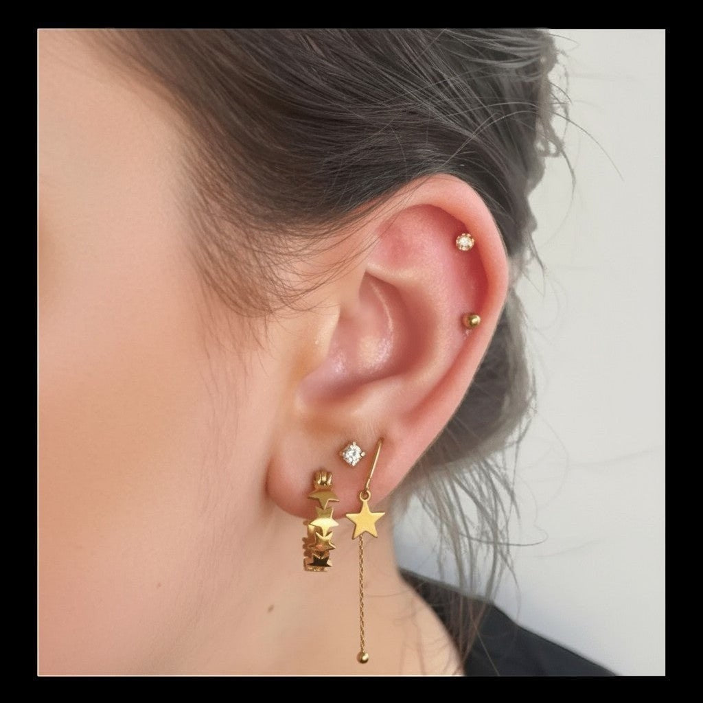 Tragus Helix Piercing – Zilverkleur – AB Zirkonia (4mm) - Aramat Jewels - Piercings - cadeautip