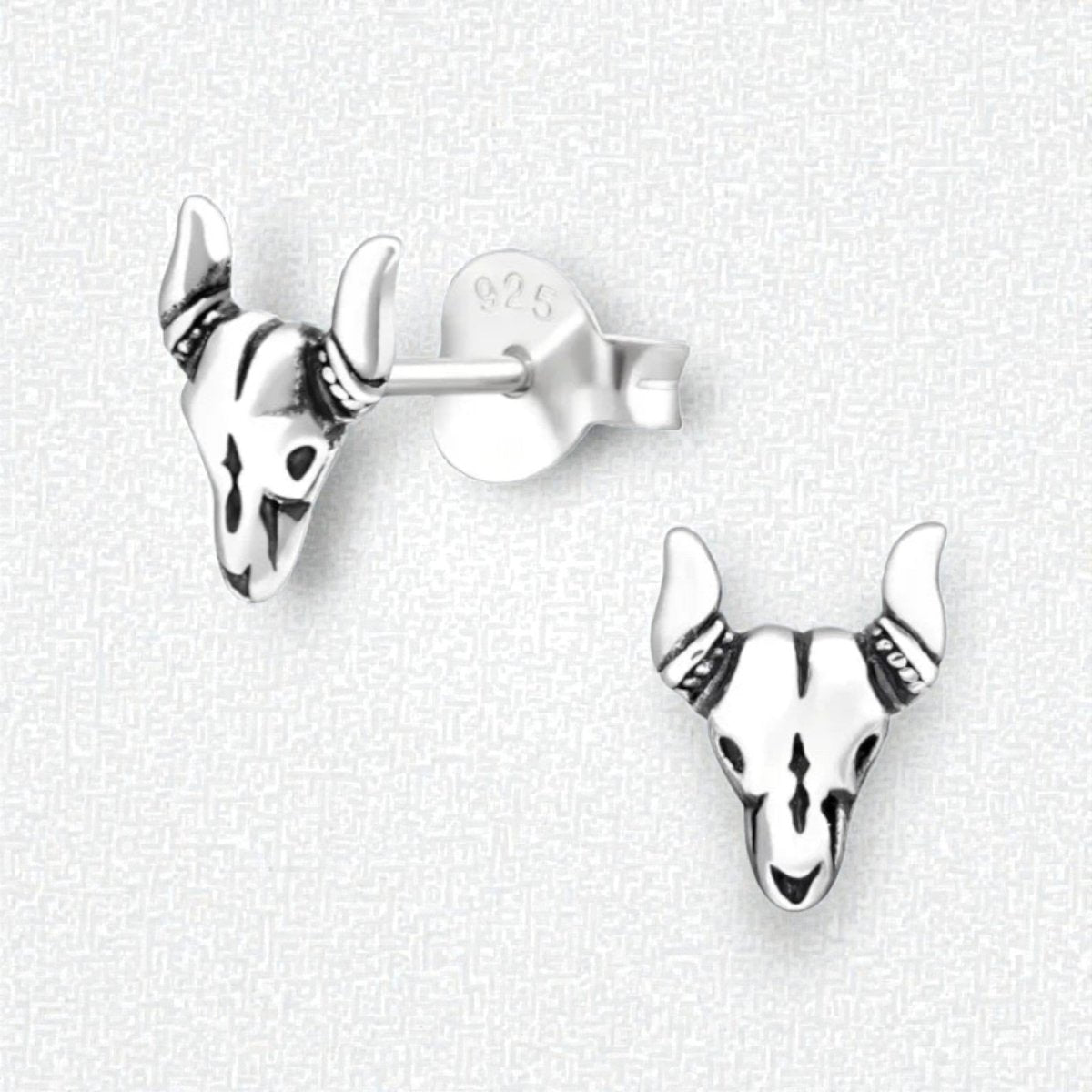 Zilveren Bali Oorbellen Bull - Geoxideerd voor Boho Look - Aramat Jewels - Oorbellen - cadeautip