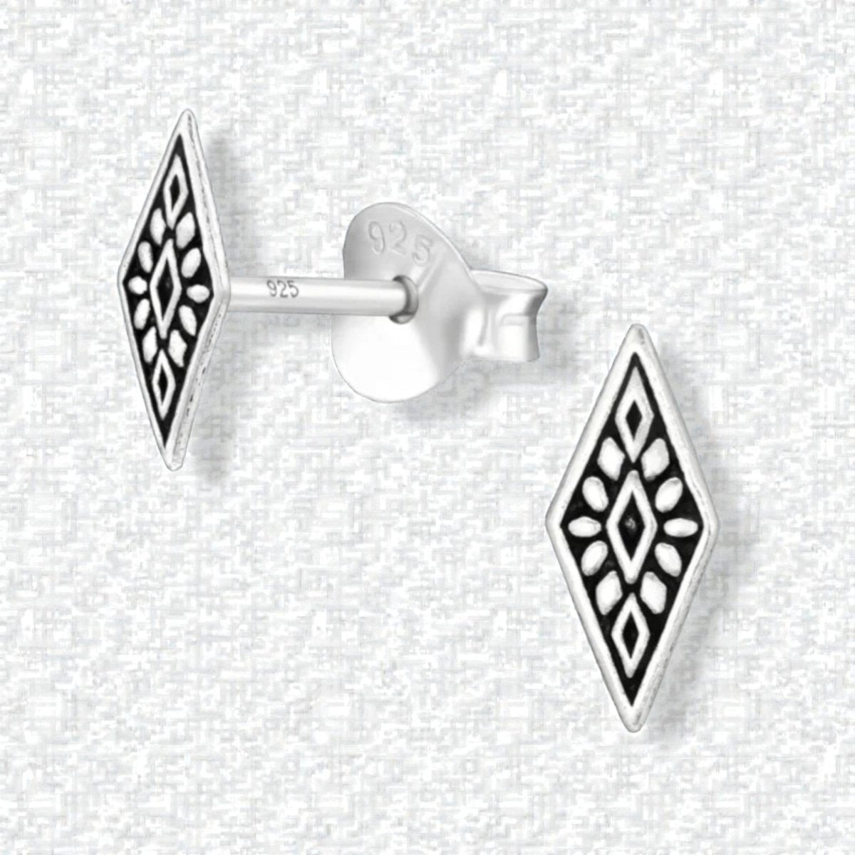 Zilveren Bali Oorbellen - Ruit Motief - Aramat Jewels - Oorbellen - cadeautip